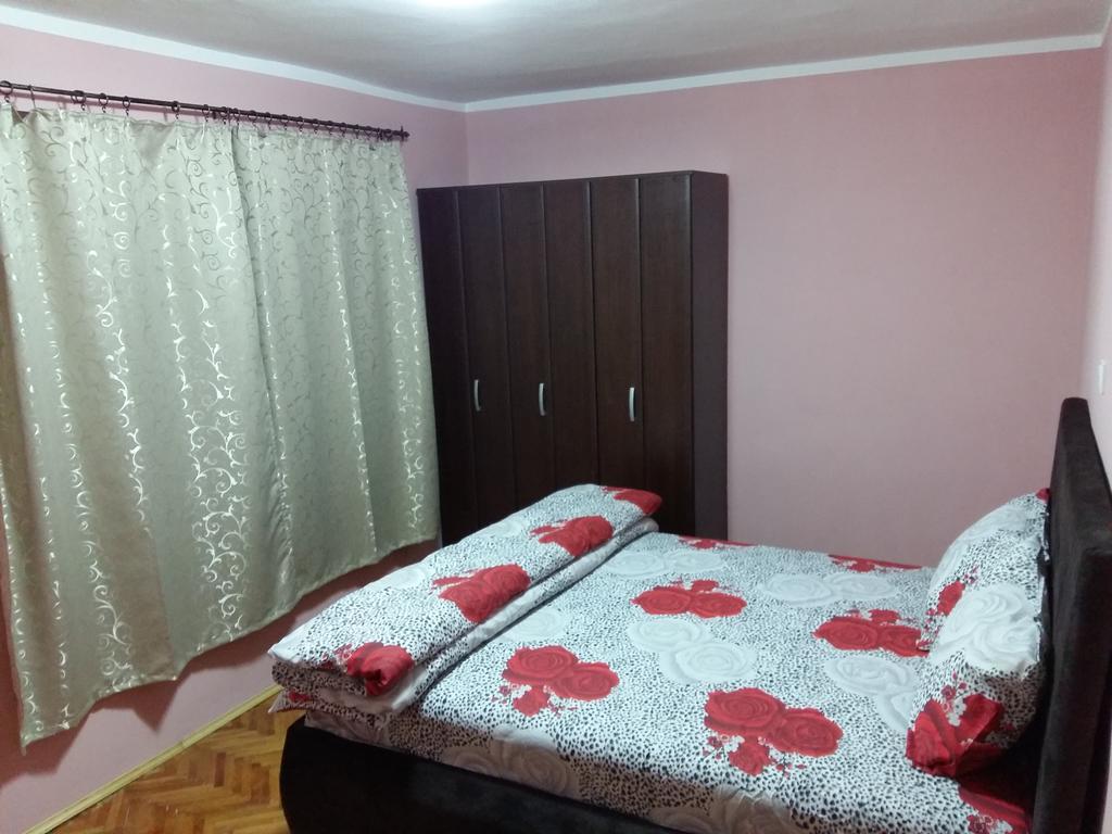 Apartment Radovan Рієка Црноєвіча Екстер'єр фото